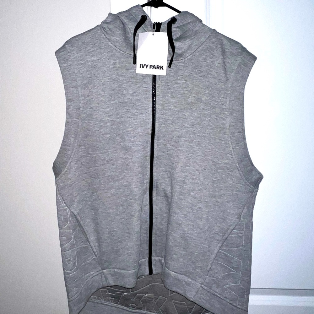 IVY PARK active wear